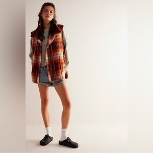 Free People Wrapped Up Blanket Vest – Navy & Gold – Size XL